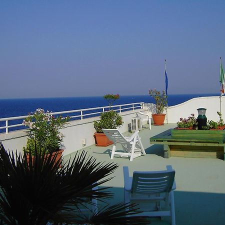 Hotel Il Vascello Marina Serra Extérieur photo