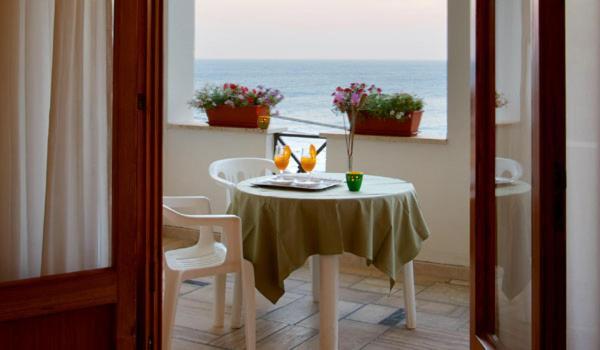 Hotel Il Vascello Marina Serra Extérieur photo