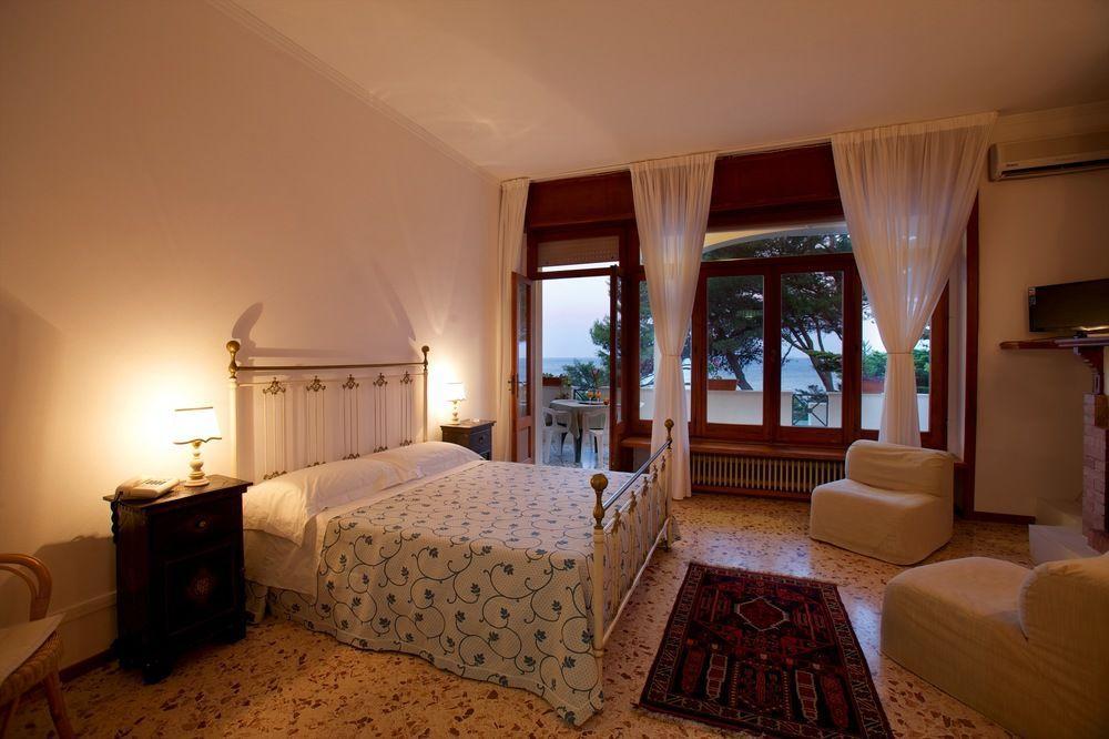Hotel Il Vascello Marina Serra Extérieur photo