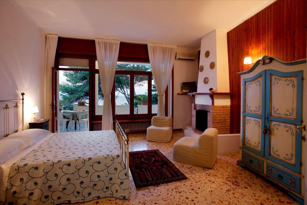 Hotel Il Vascello Marina Serra Extérieur photo